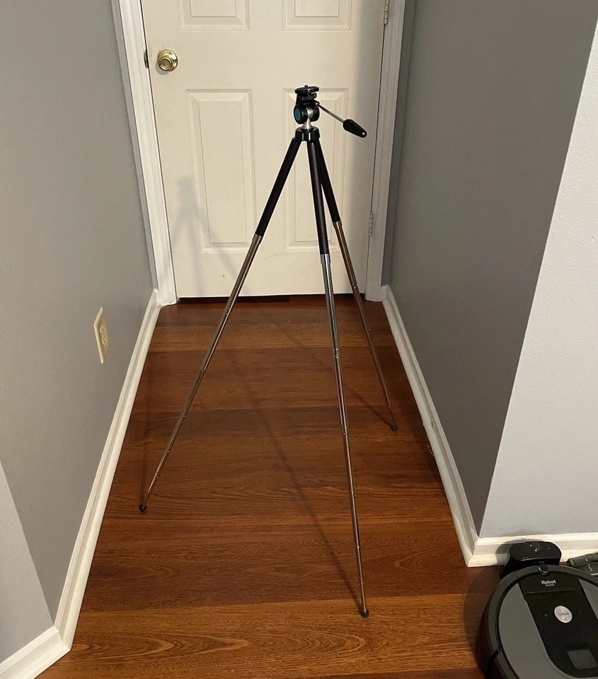 Compact Collapsible Tripod With Case J.C. Penney Exc. - Image 2 of 4