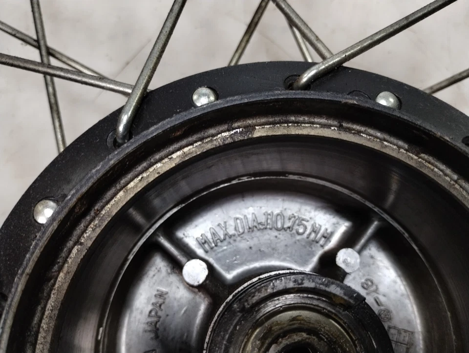 2001 01 Kawasaki KE100 KE100B aro da roda dianteira reto (sem pneu) - Imagem 3 de 4