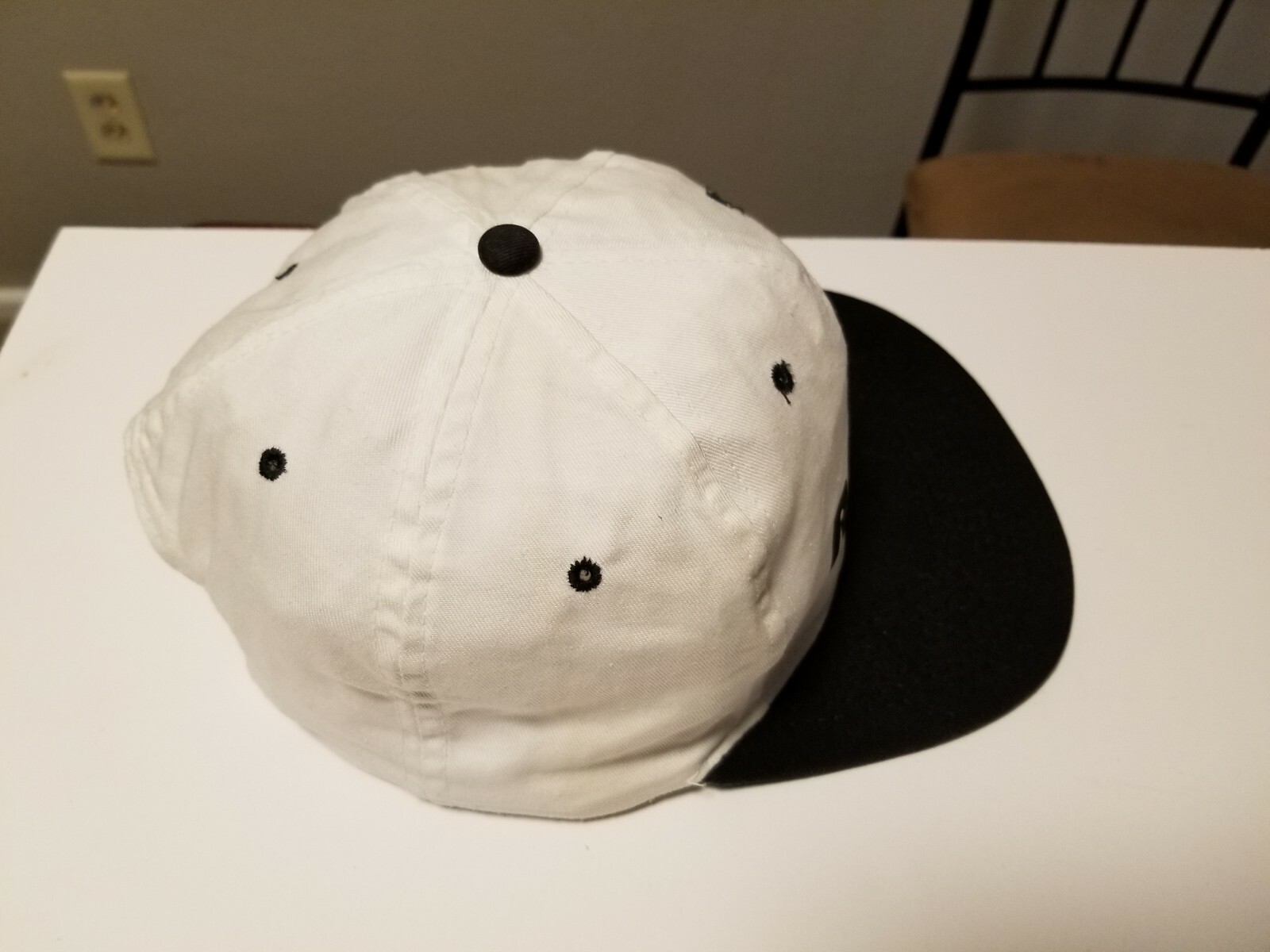 Picture 3 of 4