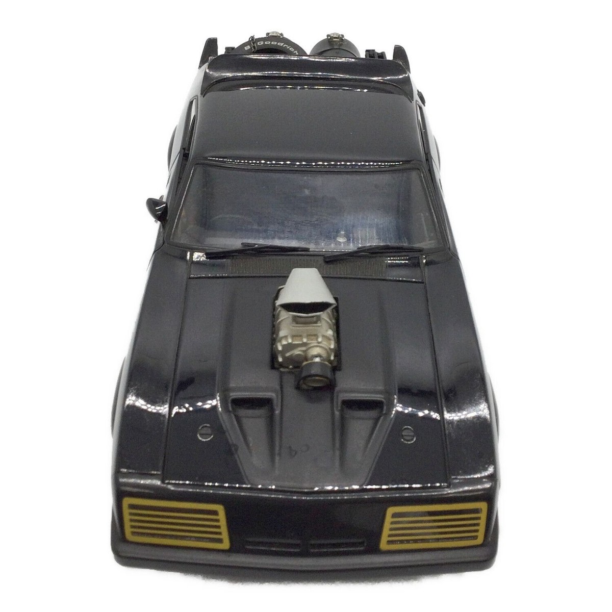 AUTOart MAD MAX 2 The Road Warrior Interceptor 1/18 scale