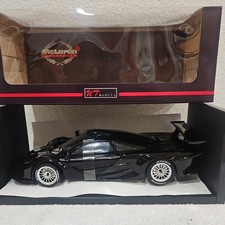 UT Models 1:18 McLaren F1 GTR 1996 Diecast Model Car Black w/ Case