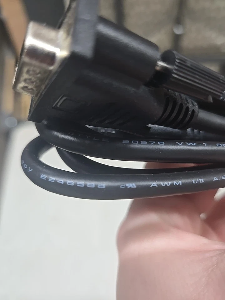 Cable VGA monitor Hotron E246588 AWM estilo 20276 30V 18 pines 6B Foto 2 de 2