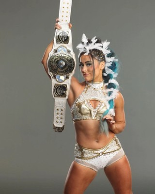 Lyra Valkyria Photo Posed Diva Wrestler IC CHAMP POSTER Paper Poster