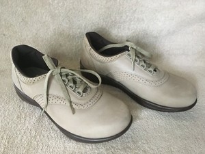 khaki casual shoes
