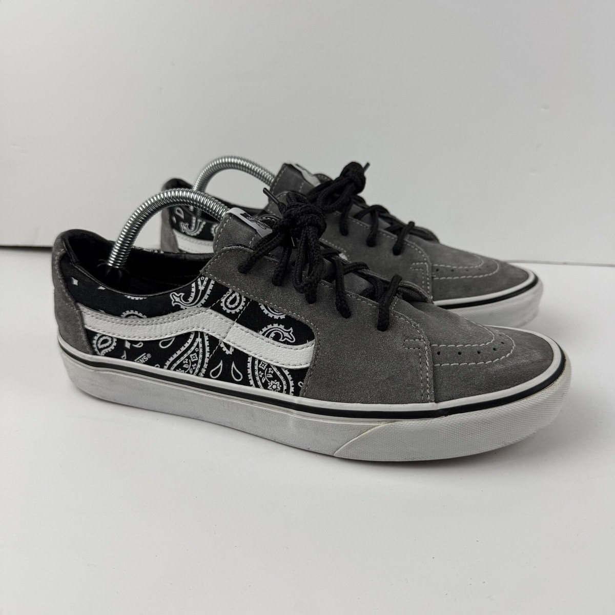 VANS Sk8-Low Paisley Bandana Gray True White Suede Skate Shoes