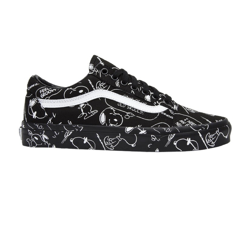 peanuts vans snoopy