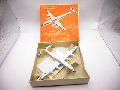 Siku Plastik: Lufthansa Lockheed L 1649 A Super Constellation  Nr. F 4 a (SSK97)