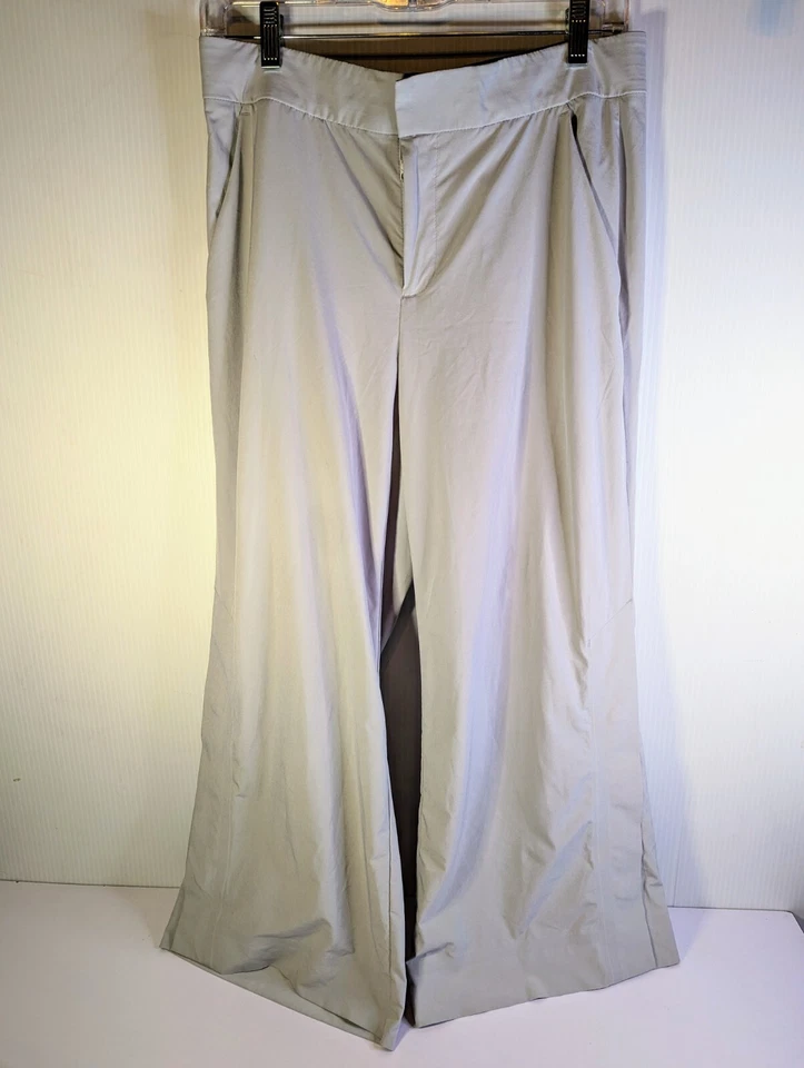 Athleta Gramercy Track Trouser Pants Light Gray Size6 High Rise Wide Leg Stretch