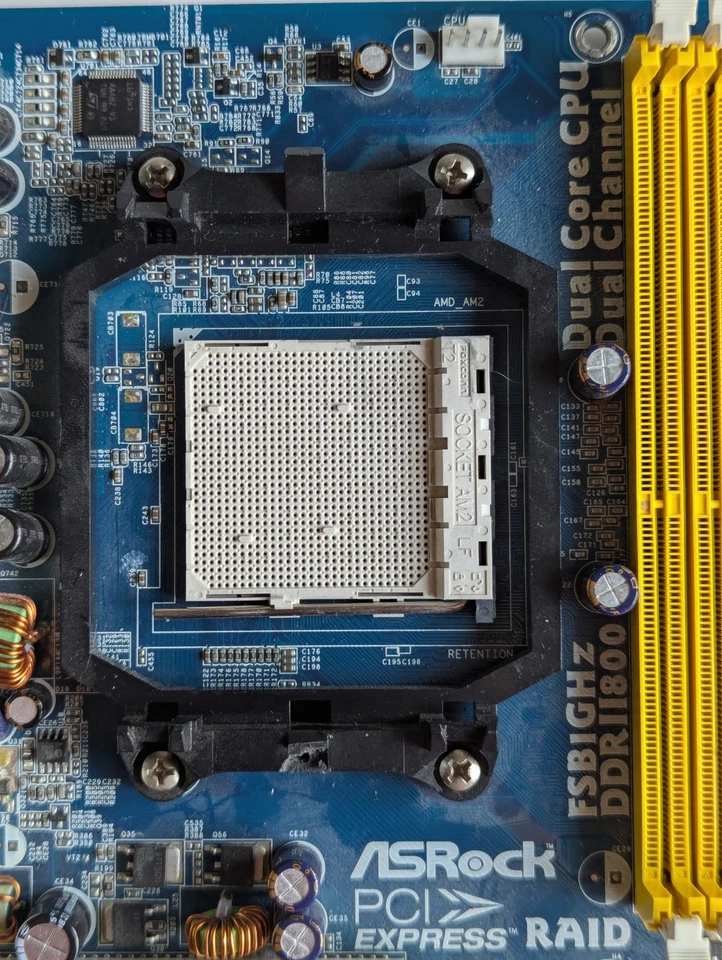 Scheda madre ASRock ALiveNF6G-GLAN Rev. G/A 1.00 Socket AM2 - Non funzionante - Immagine 3 di 4