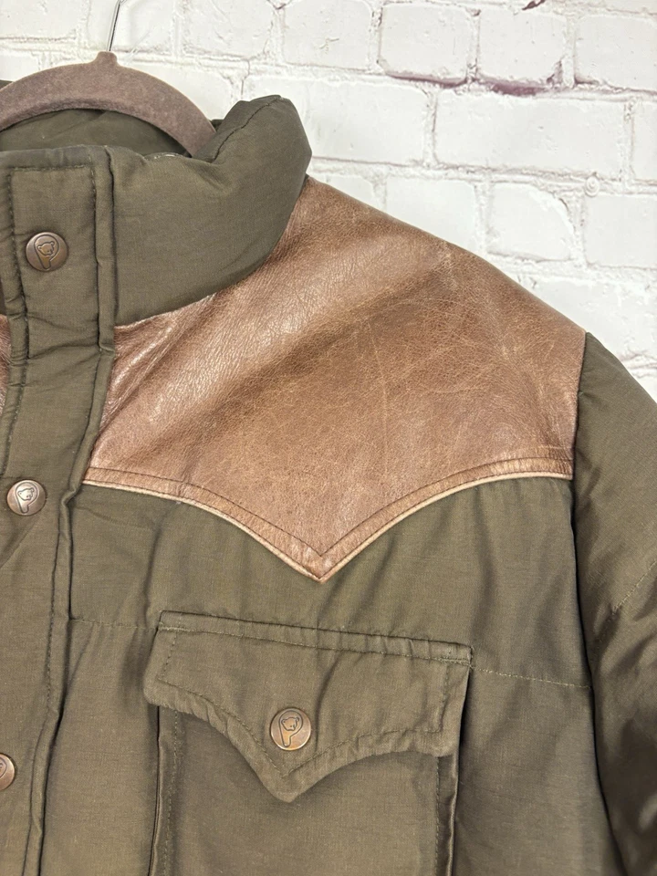 Penfield Trailwear Stapleton Leather Yoke Down Filled Green Puffer Jacket Sz XL - Image 4 of 4