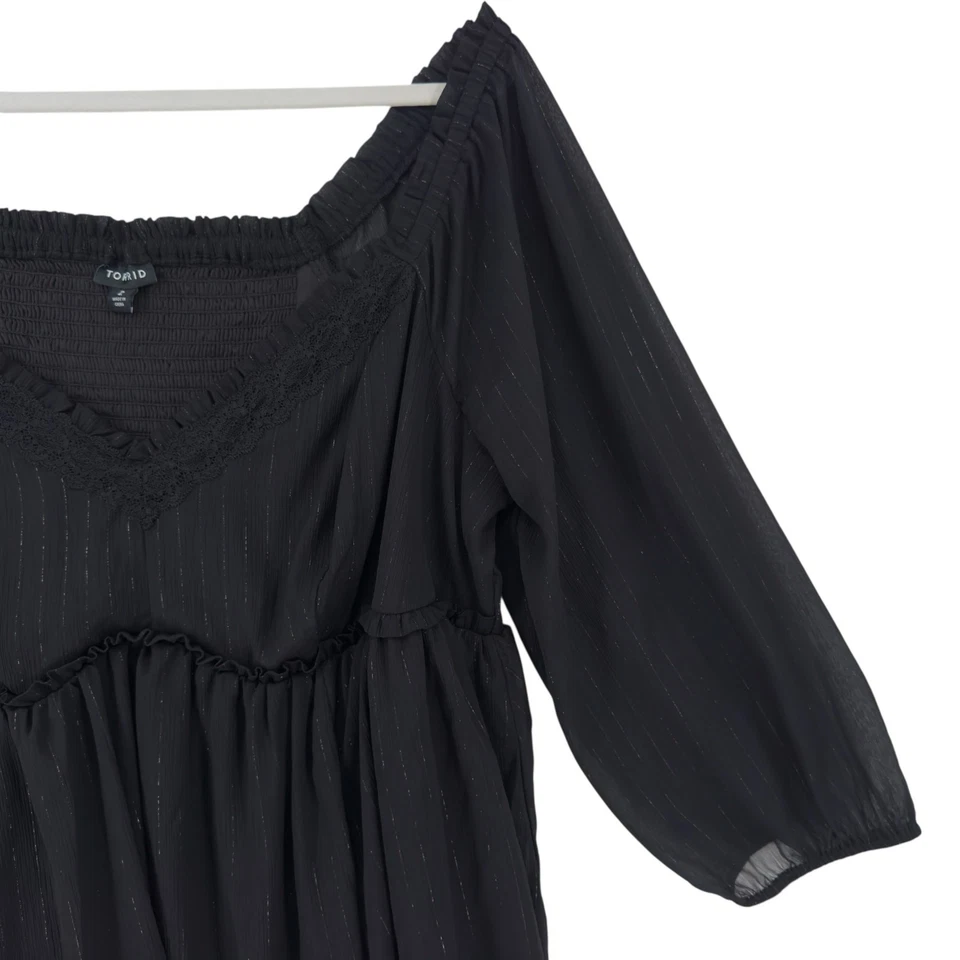 Torrid Babydoll Top Womens Size 2 Black Silver Stripes Puff Sleeve Whimsigoth - Image 3 of 4