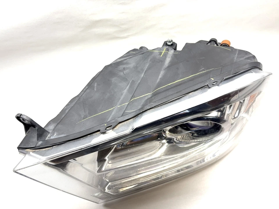 Faro proyector lado conductor 2013-2018 Ram 1500 2500 3500 Laramie 68274983AA Foto 2 de 4