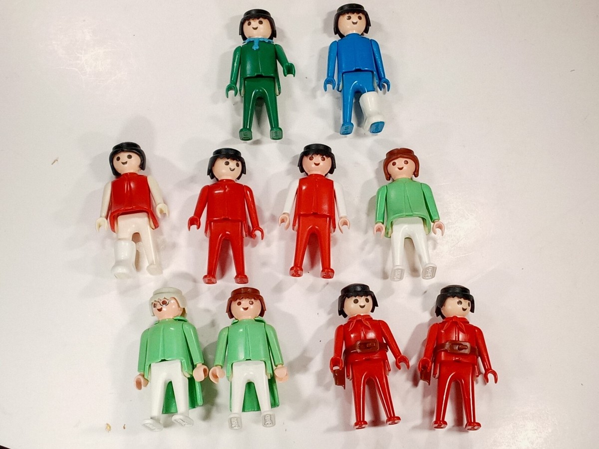 多彩なフィギュアと小物セット　geobra playmobile Playmobil Geobra Collection Figures,Horses & accessories 100