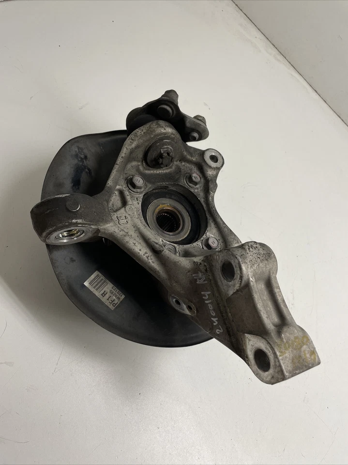 Toyota Prius 2012 suspensión delantera derecha pasajero husillo nudillo fabricante de equipos originales Foto 3 de 4