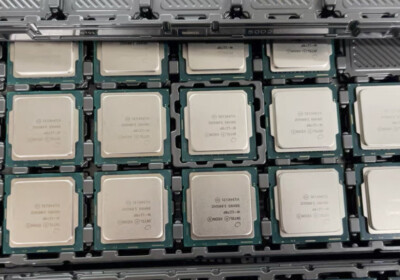 Intel Xeon W-1270P SRH95 3.80GHz 8-Core 16-Threads 16MB LGA-1200 CPU Processor