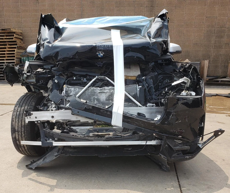 23 24 25 Cubierta del umbral de la carrocería trasera BMW X1; KUCX negro Foto 3 de 4