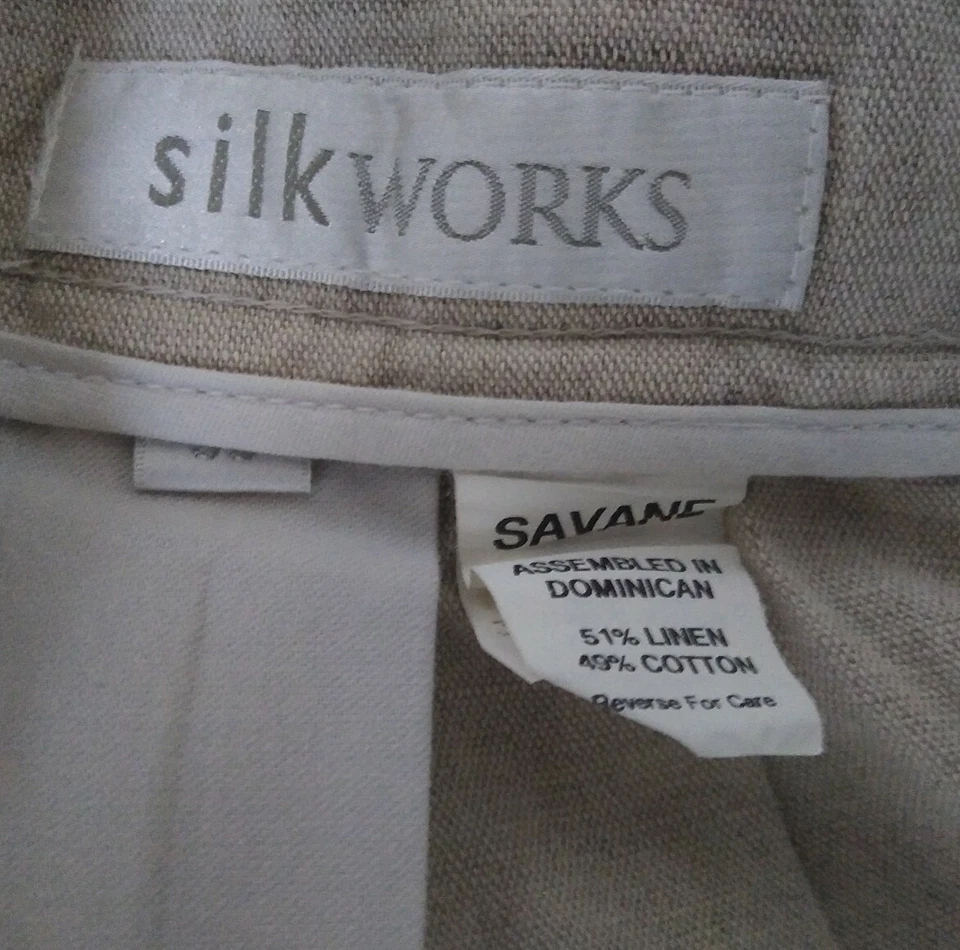 Pantalones cortos de lino para hombre plisados delanteros beige Silkworks Savane talla 38 entrepierna de 8,5" Foto 3 de 4