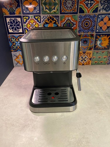 Espresso Coffee Machine ~ Used once.