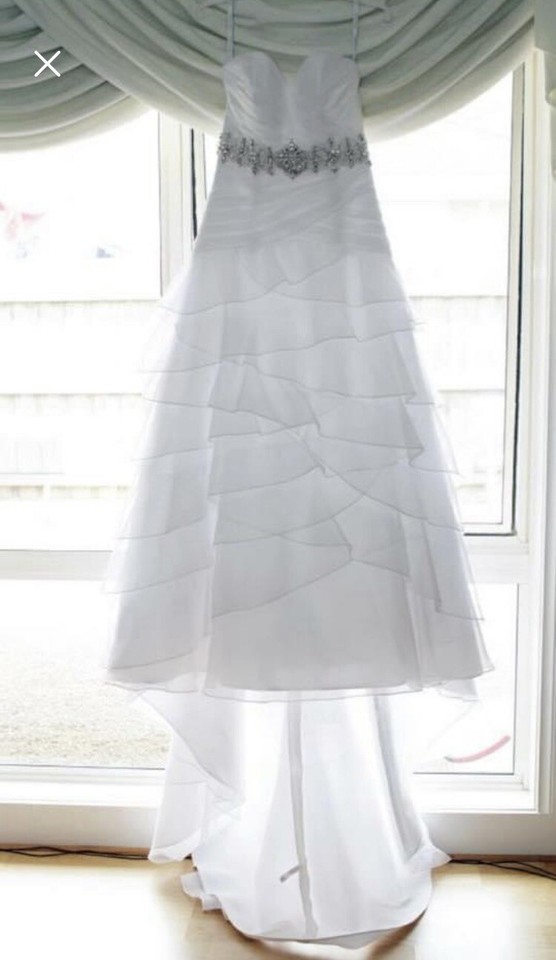 Alfred Angelo Wedding Dress Size 10 Fits Size 12 Professionally Dry Cleaned