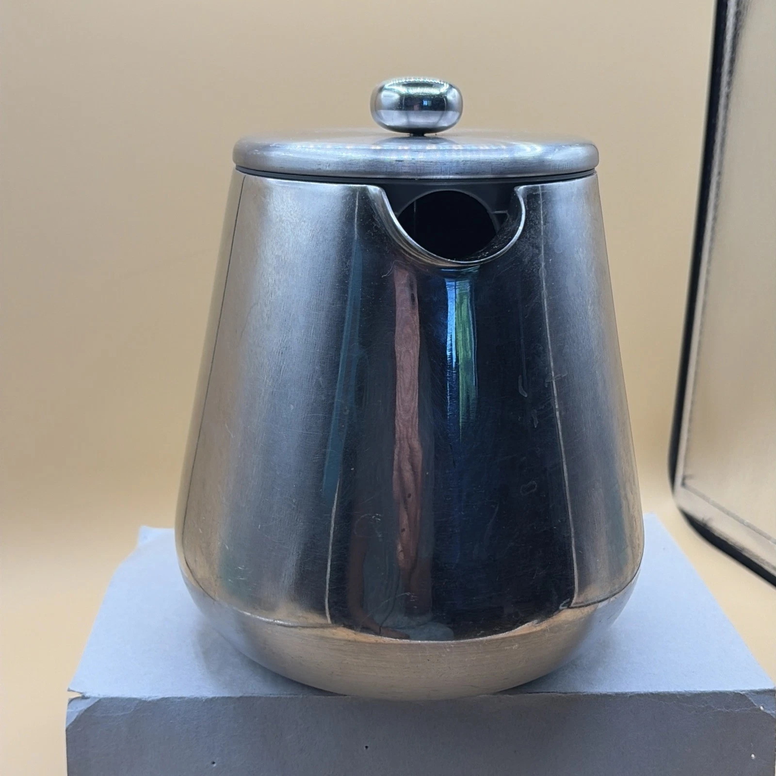 IKEA ANRIK Coffee French Press Pot Stainless Steel 8 Cup 19714 7.5”H x 7”W
Opens in a new window or