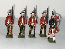 Britain's Lead Toy Solder 212 Royal Scots Marching 4 Figures  Piper