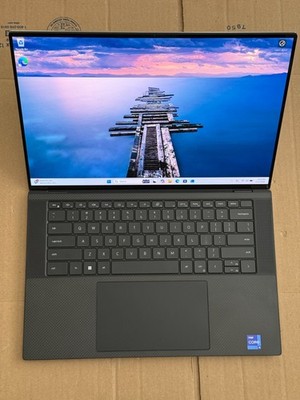 Dell Xps 9530 i9-13900h 32gb DDR5 Ram 4070 RTX GPU 512gb SSD 15.6'' OLED 3.5K W11