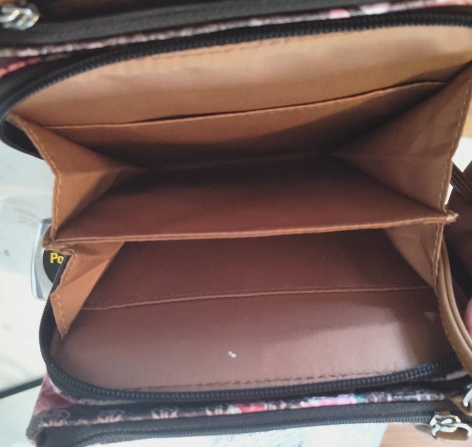 Bandolera Giani Bernini Paisley Floral Foto 3 de 4