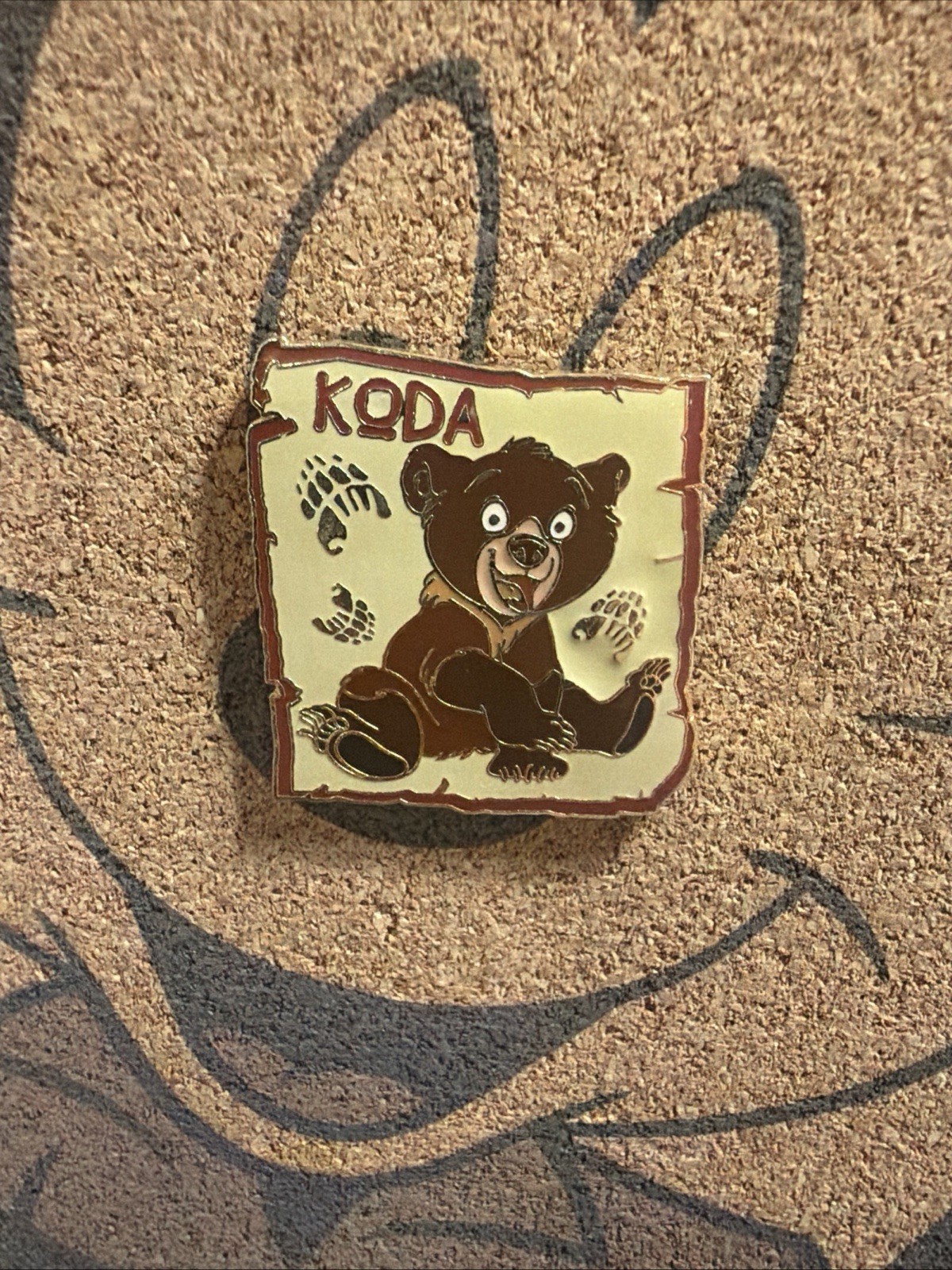 2003 Brother Bear Koda Walt Disney World Wilderness Lodge Enamel Trading Pin