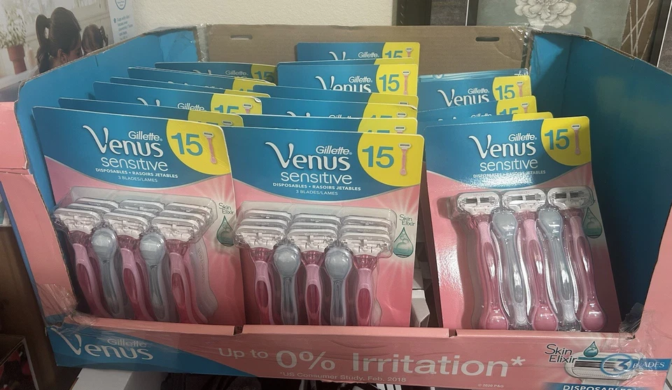 Navaja desechable Gillette Venus Sensitive, 15 unidades Foto 2 de 4