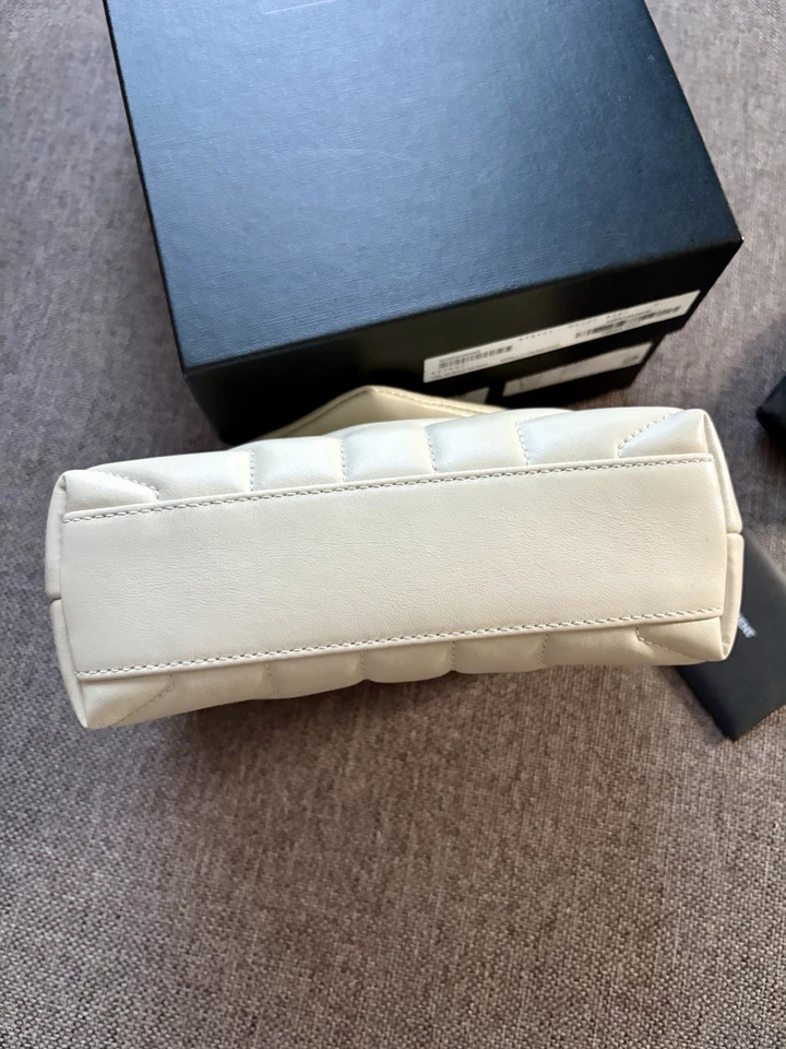 Saint Laurent Loulou, Foto 4 von 5