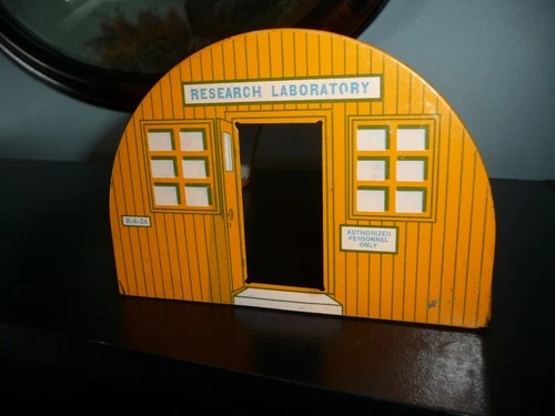 Marx Tin Litho Quonset Hut from the Artic Explorer Set.
