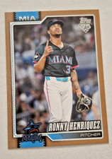 Ronny Henriquez 533/2026 - 2026 Topps Series 1 Gold Parallel Miami Marlins