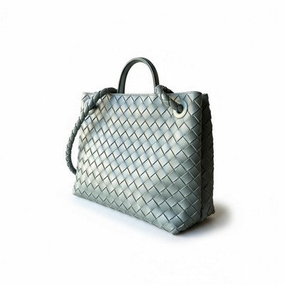 BOTTEGA VENETA ANDIAMO MEDIUM BAG ALOE LEATHER STRAP WOMEN'S TOP