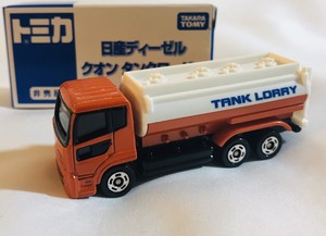 tomica lorry