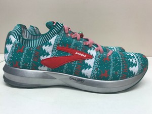 levitate 2 christmas