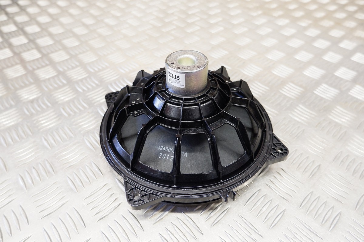TOYOTA HIGHLANDER 2021 SUBWOOFER JBL SPEAKER WITHOUT BOX