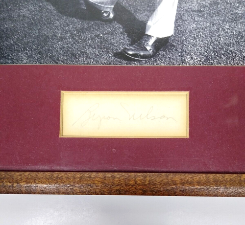 Vintage Byron Nelson Autographed 11x14 Framed Matted Golfing Action Photo - Picture 3 of 9