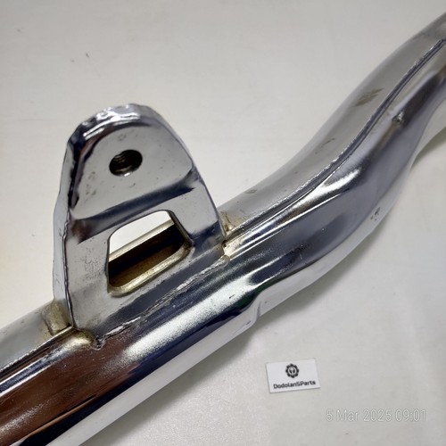 Conjunto de silenciador central derecho Suzuki GT750 GT-750 GT 750 14303-31600 NOS JP - Imagen 13 de 22