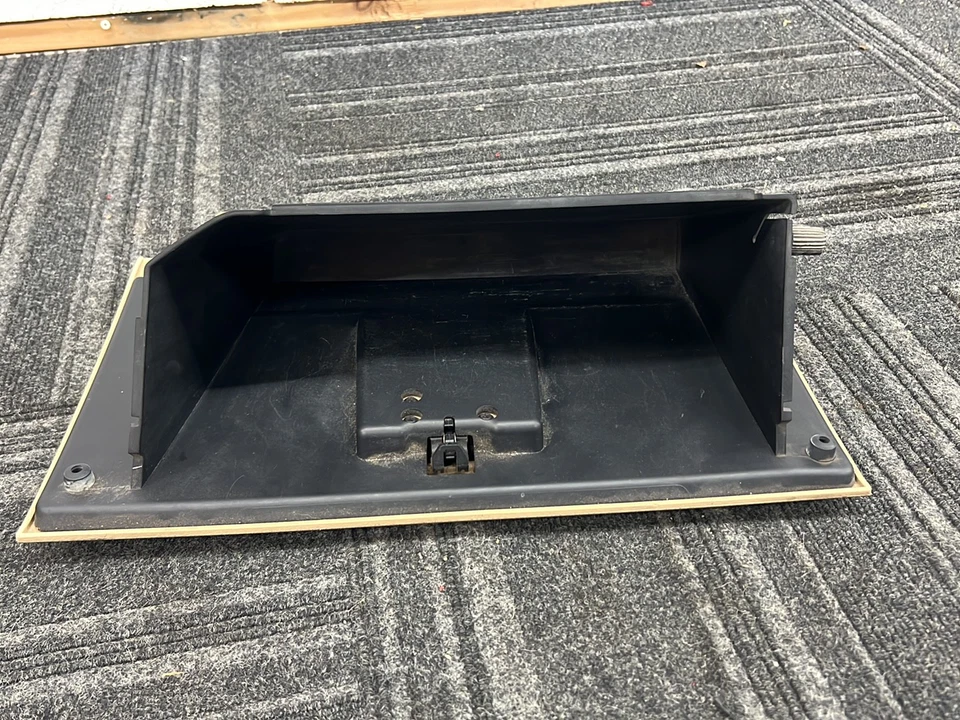 Guantera camioneta Ford F-350 serie F Foto 4 de 4