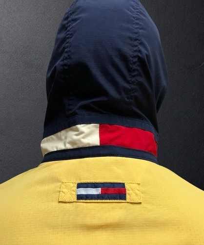 Vintage Tommy Hilfiger Jacket Size M/ L Coat 90s Yellow Anorak Sailing Rain Hood - Picture 4 of 24