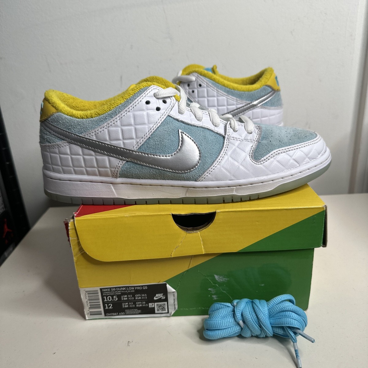 Size 10.5 - Nike SB Dunk Low Pro FTC Lagoon Pulse VERY CLEAN with 