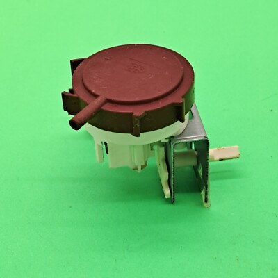 #ad GE Washer Water Level Pressure Switch O.EM # WH12X10476 175D4766P014 $24.99