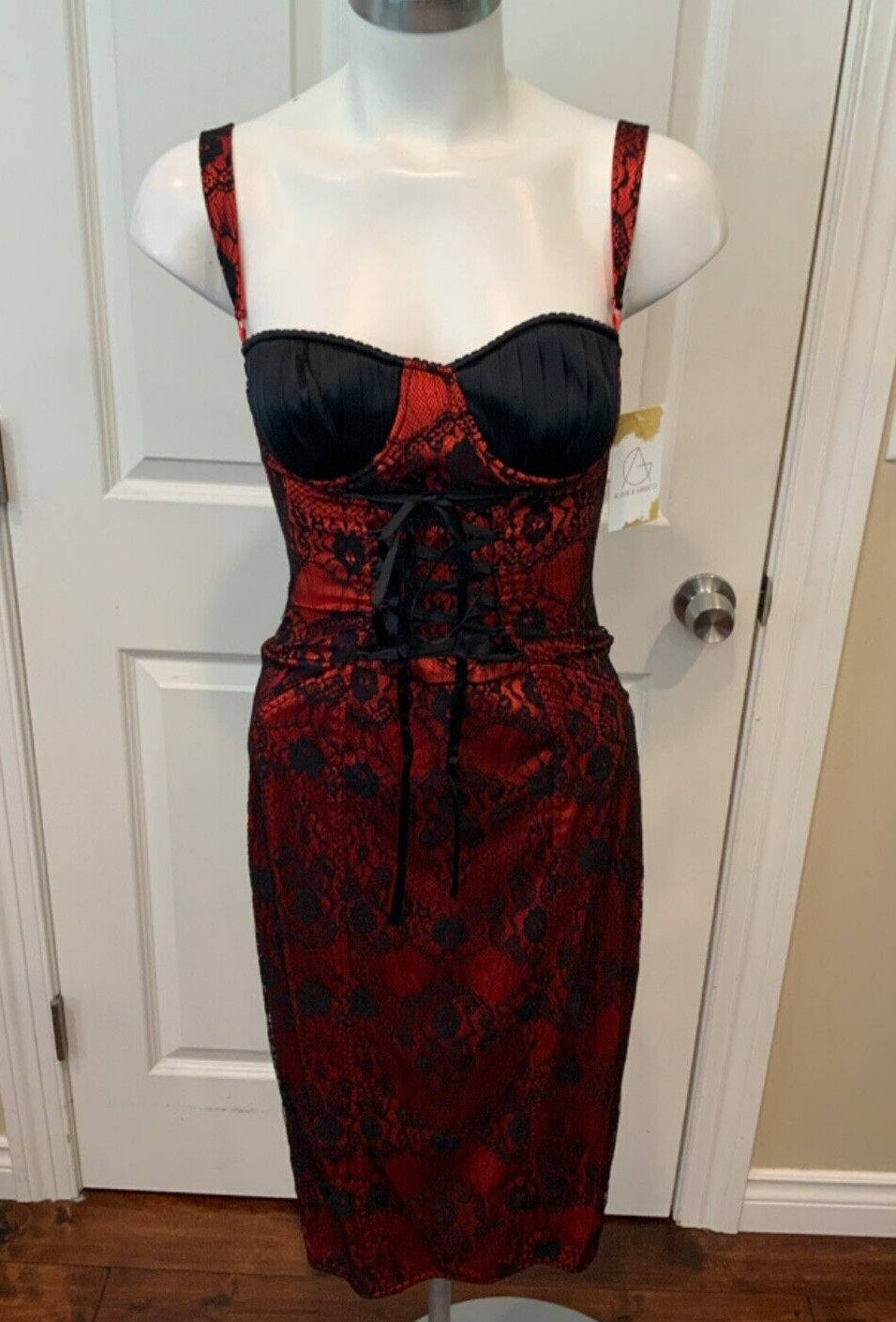 Picture 1 of 8