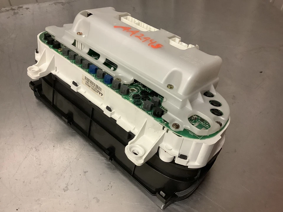 Cuadro de instrumentos velocímetro Lexus RX300 2000-2003 OEM 83800-48023 Foto 4 de 4