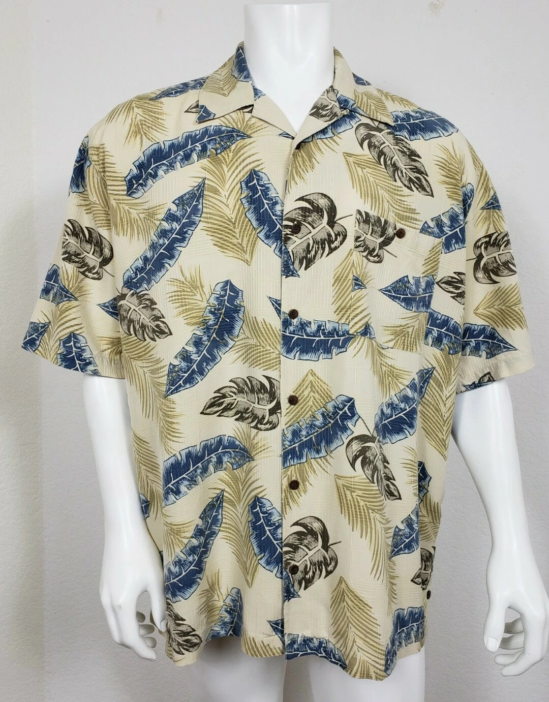 Vintage Alan Stuart Mens Shirt Size XL Short Sleeve Button Front Hawaiian Silk
