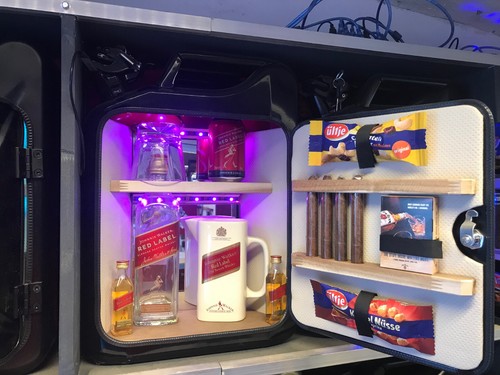 Barkanister Captain morgan im roten 20-liter-Metall Kanister Mit LED Beleuchtung - Bild 12 von 24