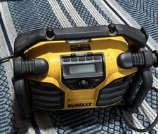 DEWALT DCR015 Jobsite Radio Battery Charger 20V Max/12v