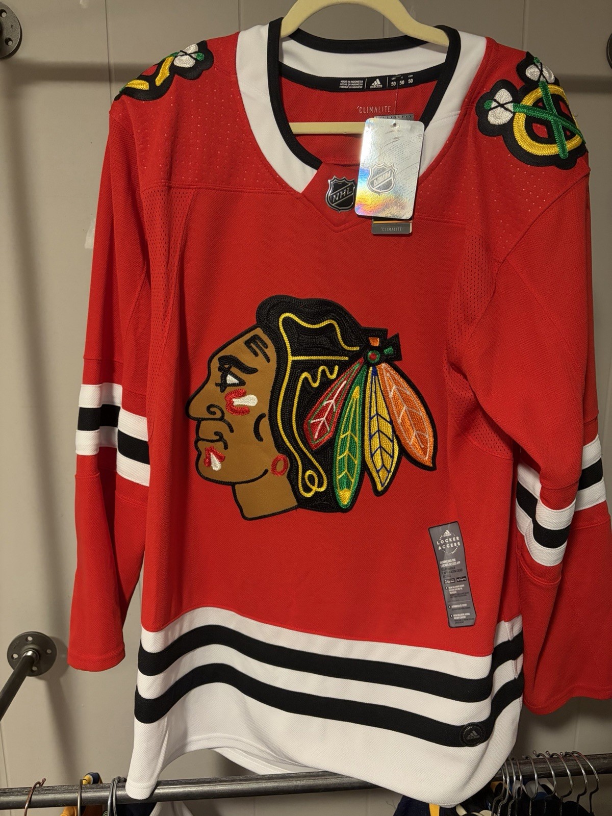 Adidas Chicago Blackhawks red home jersey - size 50, NWT