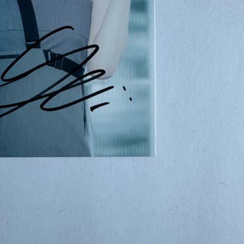 ITZY YEJI 1. MINI ALBUM AIR OFFIZIELL HANDSIGNIERT EXKLUSIVE POSTKARTE - Bild 4 von 17
