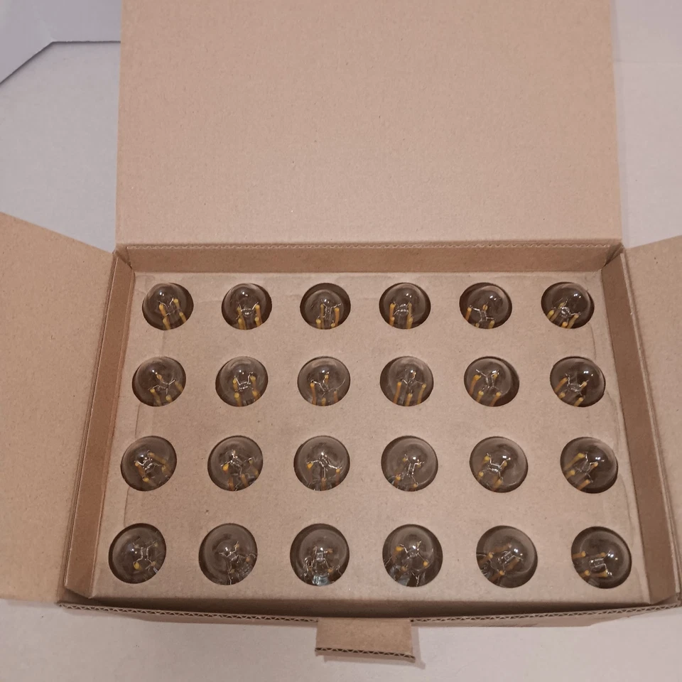 New 24-Pack GE Decorative Candle LED B11c , Non-dimmable - Image 2 of 4
